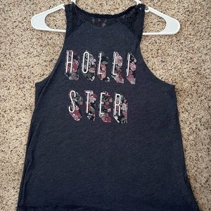 Sleeveless top, dark blue color, used like new